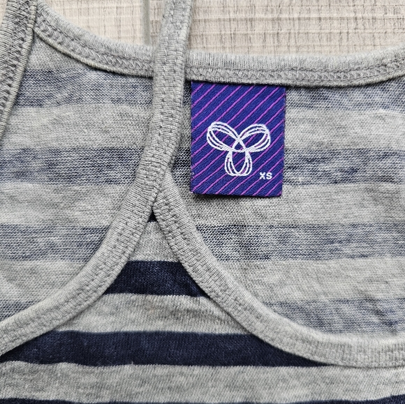Aritzia (TNA) Tank - Picture 3 of 4
